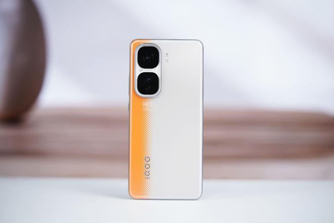 ce 5 Pro、线iQOO Neo10比拼千赢国际首页入口红米K80 Pro、
