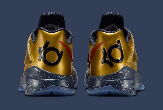 的这双鞋！终于回来了20多年！大家在苦等(图8)