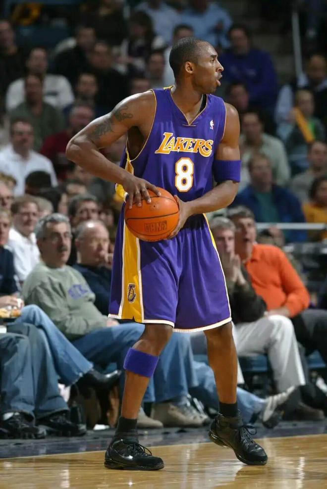 的这双鞋！终于回来了20多年！大家在苦等(图12)